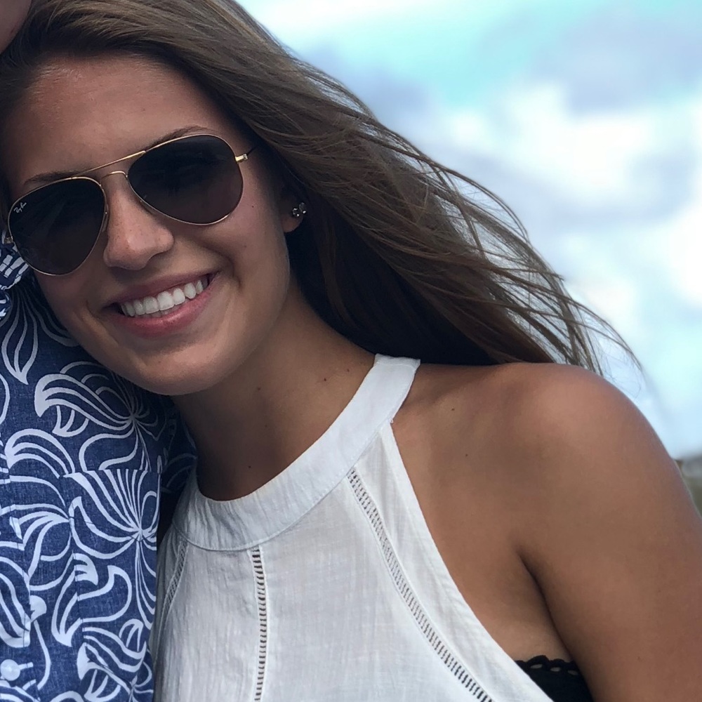 Meet your Posher, Hailey